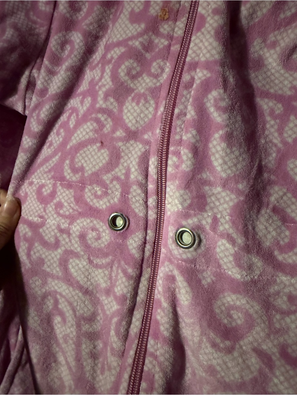 Plush Hooded Pink Patterned Fleece Robe - Picture 3 of 6